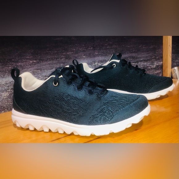 Propet TravelActiv Women's Walking Navy Blue Athletic Show W5102 Size 7 1/2 M(B) - Picture 2 of 12